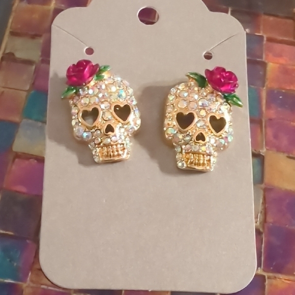 Source Unknown Jewelry - NWOT Sugar Skull Earrt